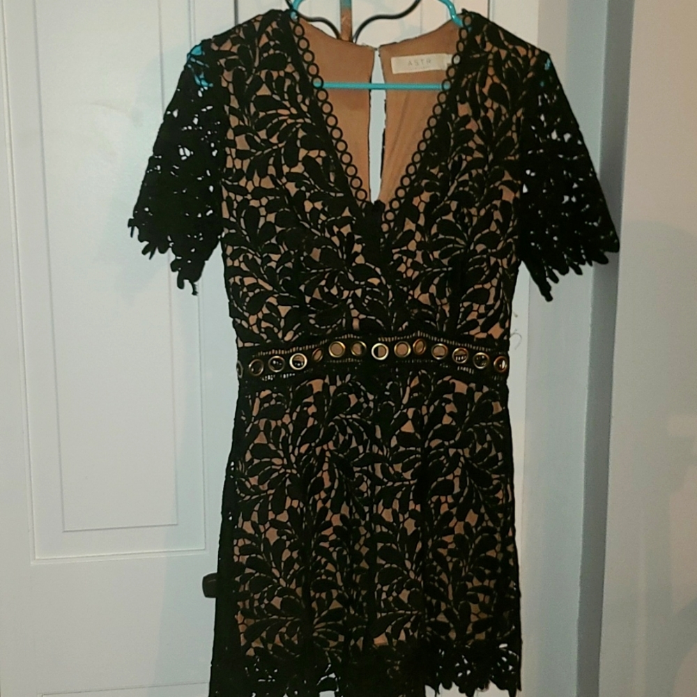 Grommet Lace Romper
